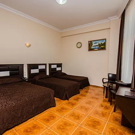 Entur Thermal & Hotel 3*